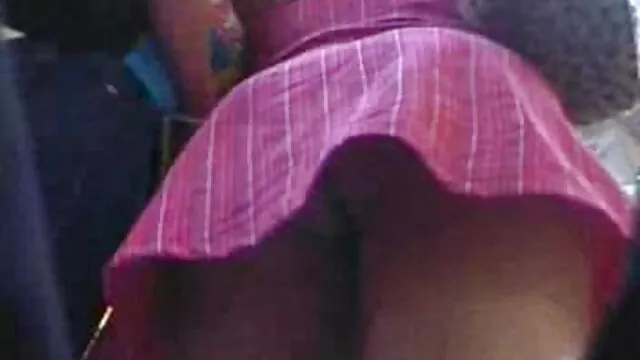 Belleza sensual se toca los dedos durante el coito.mp4 viejas calientes gratis