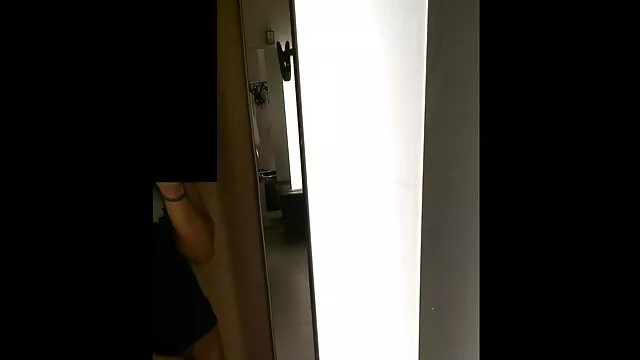 Mamá mallores calientes se masturba