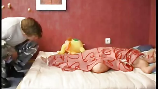 Viejo maduras tetonas calientes bombón