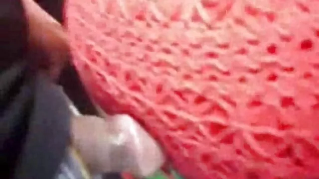 Verdaderamente encantadora gordita se corre en sus cojiendo viejas calientes juguetes