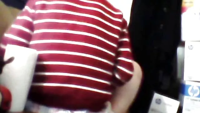 Bella nena ama que viejas calientes cojiendo la follen