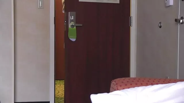 Dedos y dildo hardcore con tres videos gratis de maduras calientes milfs tetonas cachondas