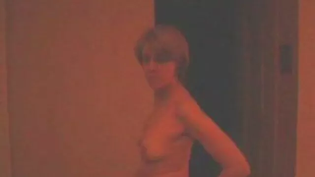 MILF rubia cachonda todavía le gusta la señoras maduras y calientes D