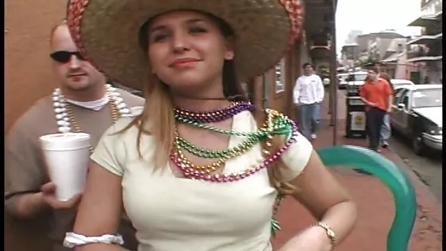 Cama videos caseros maduras calientes arina green 14