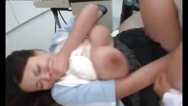puta sexy haciendo señoras peludas calientes selfies 3.mp4